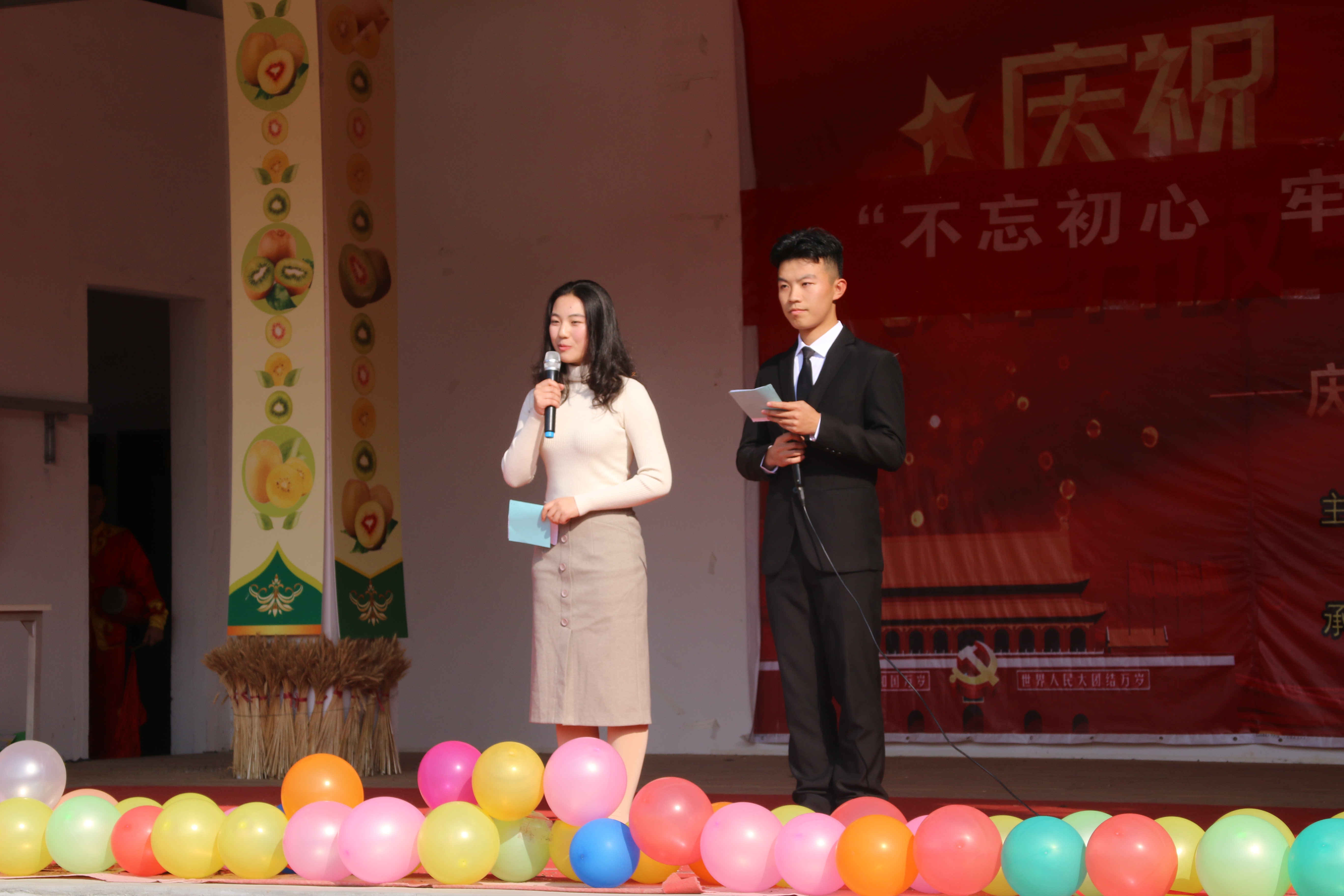 6115fe83efba4ca199bdd3d452c07c15.jpg