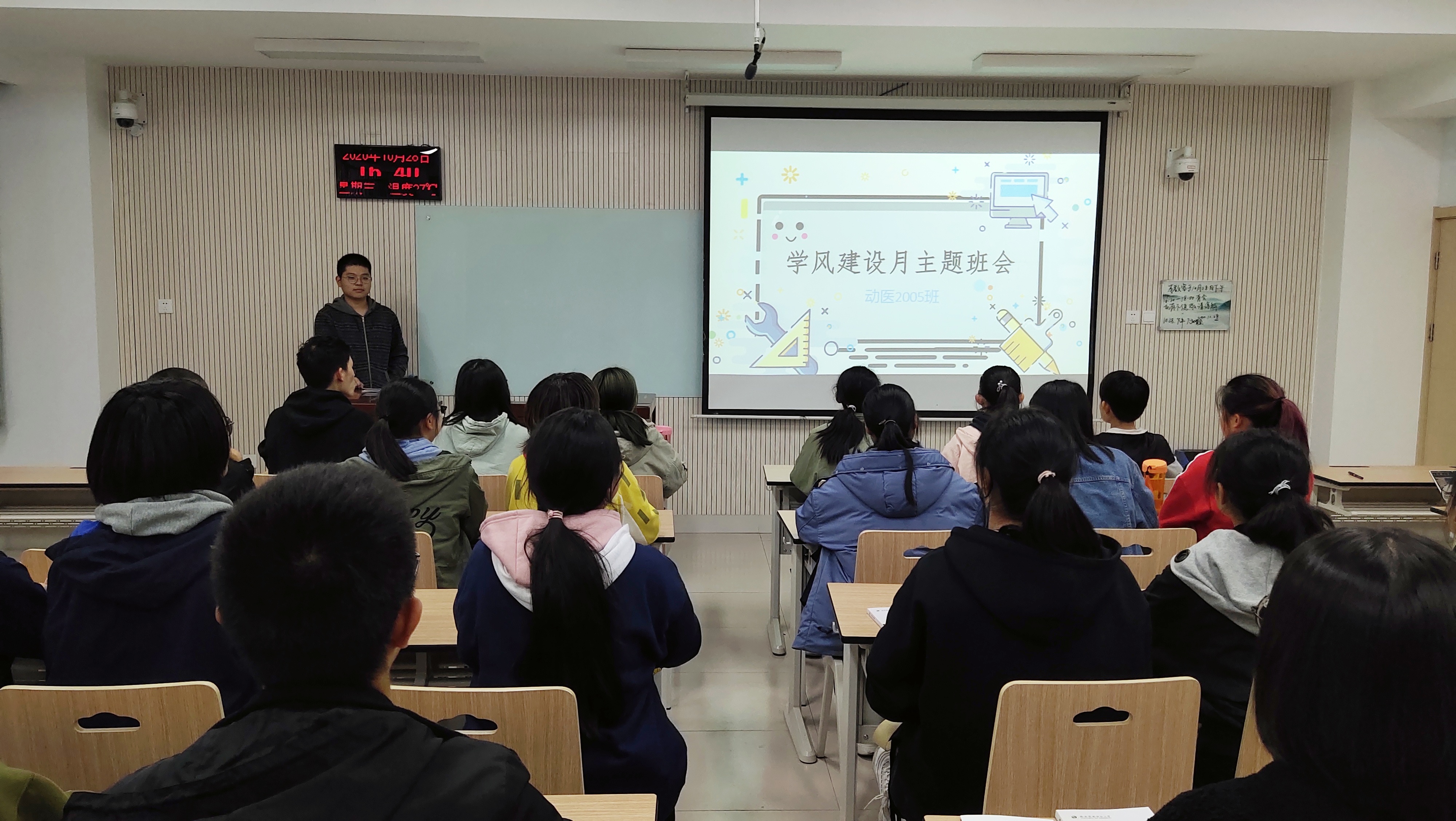 07bb3d836bfc49f3b00a9cefe90f0de2.jpg 07bb3d836bfc49f3b00a9cefe90f0de2.jpg