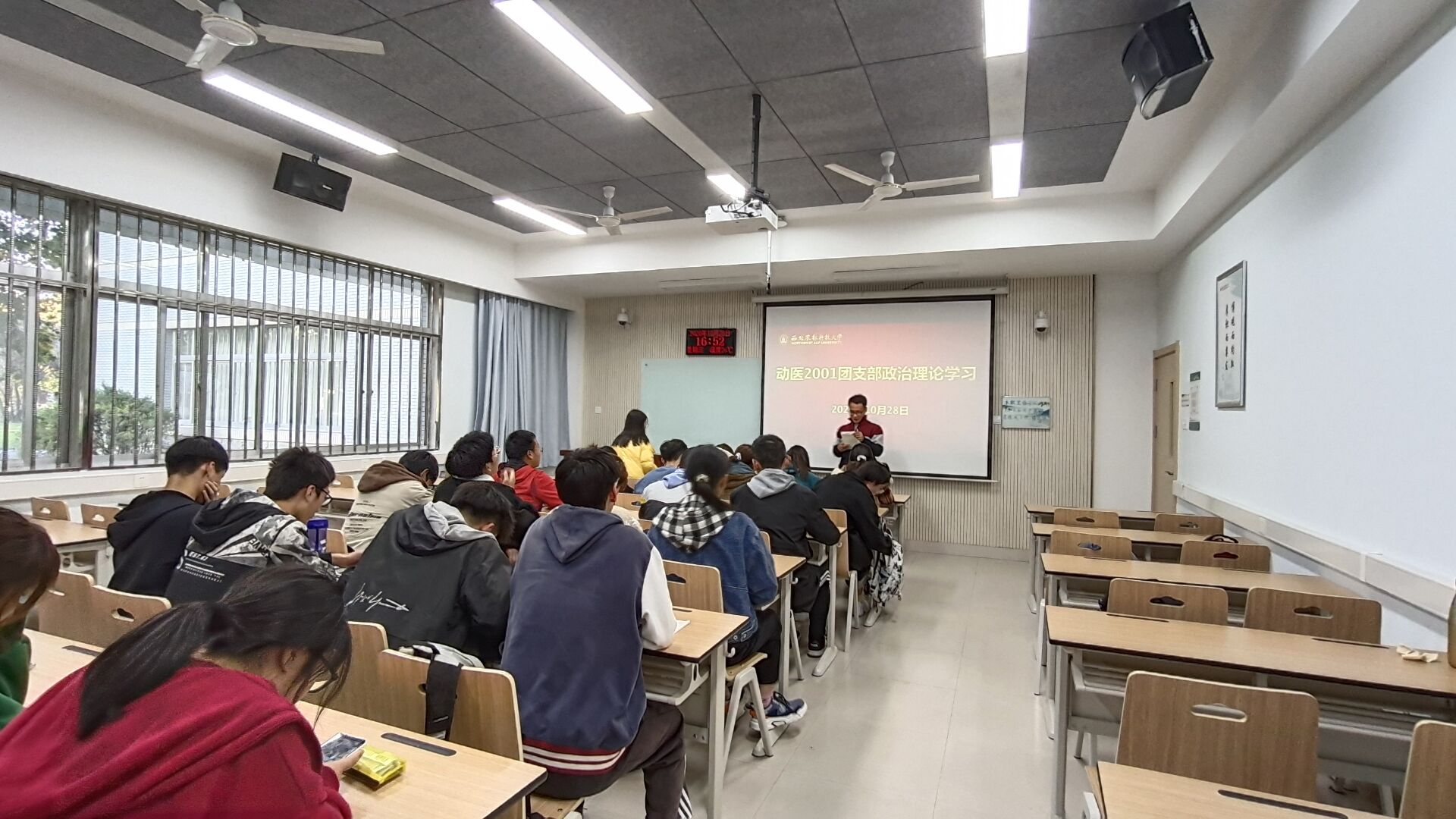 3566a2fa7f044d188ef94e3a587e3de5.jpg 3566a2fa7f044d188ef94e3a587e3de5.jpg