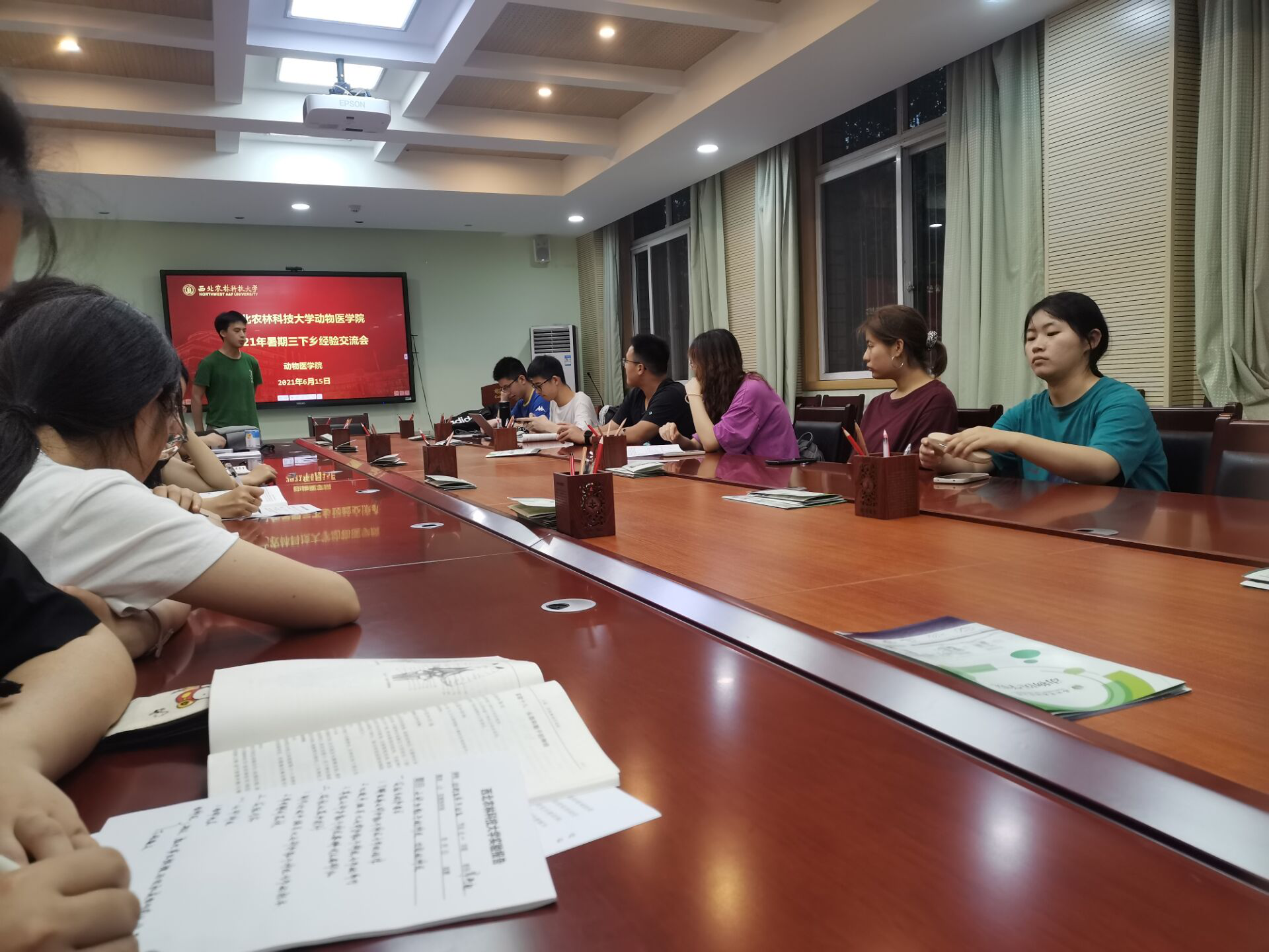 afc7aaf9e5314486a15540deaa03256f.png afc7aaf9e5314486a15540deaa03256f.png