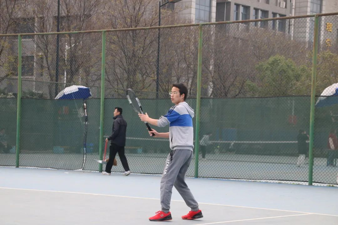 4d3e069f07d64bdb8ade3abab9321196.png 4d3e069f07d64bdb8ade3abab9321196.png