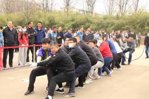 7efedf57f984476cb36c9b1078a5a800.jpg 比赛现场_副本.jpg