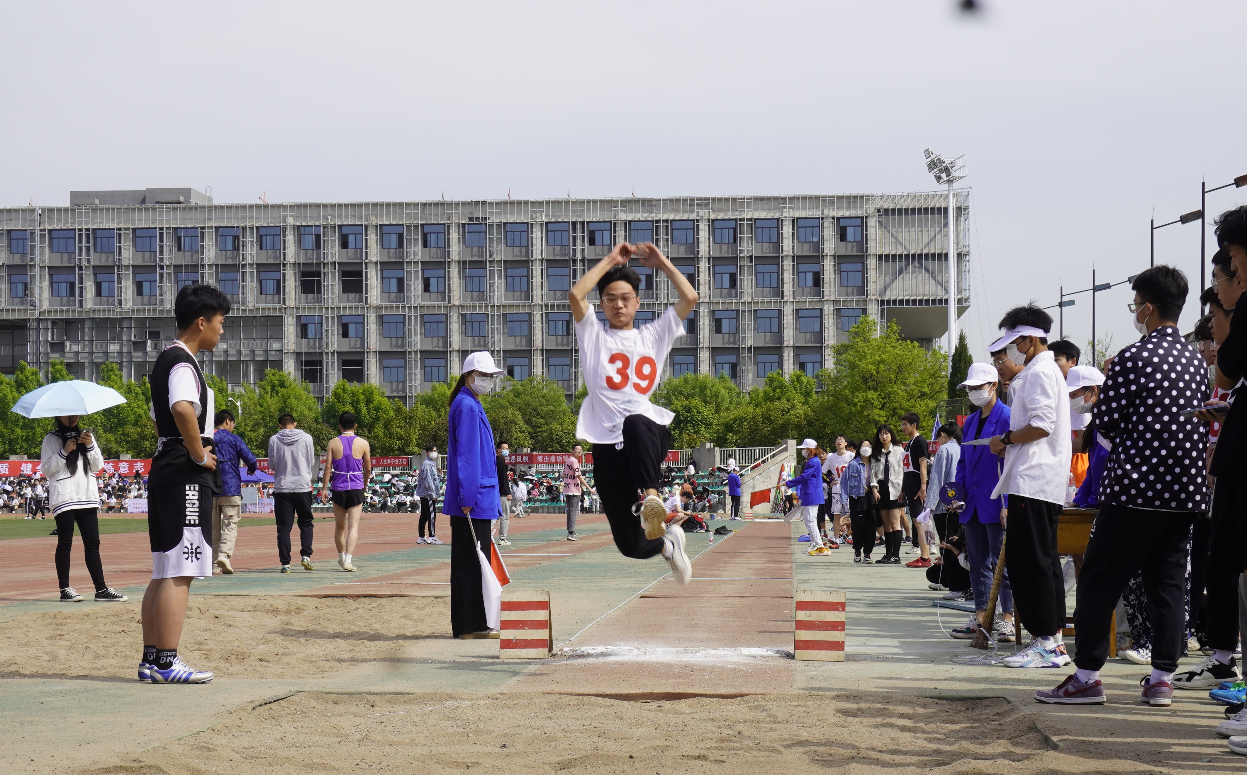 e8de58f96cde45498570e3bee7fea00e.jpg e8de58f96cde45498570e3bee7fea00e.jpg