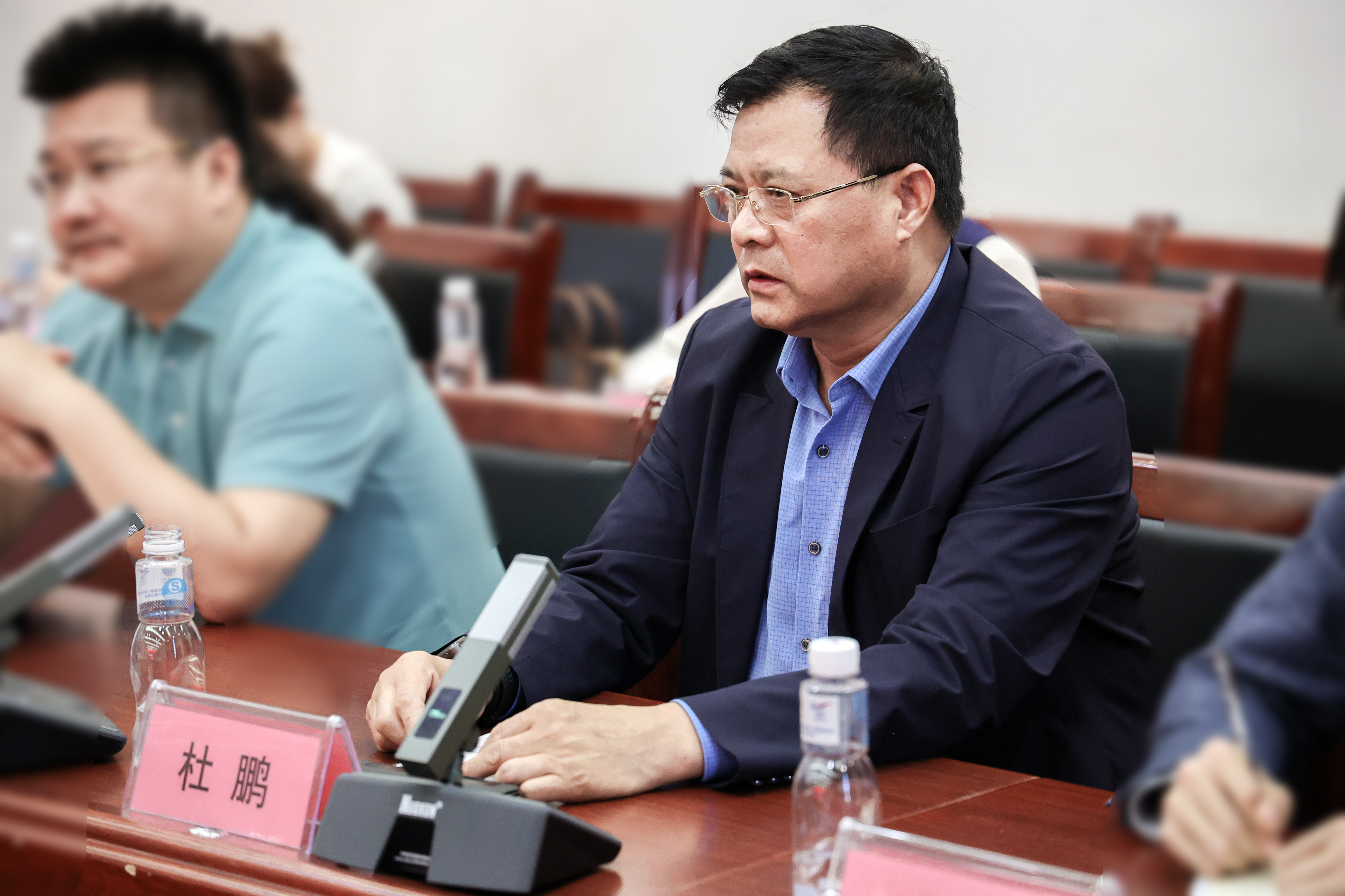 9784f301d30c4e80b3762e81064dad7f.jpg 9784f301d30c4e80b3762e81064dad7f.jpg