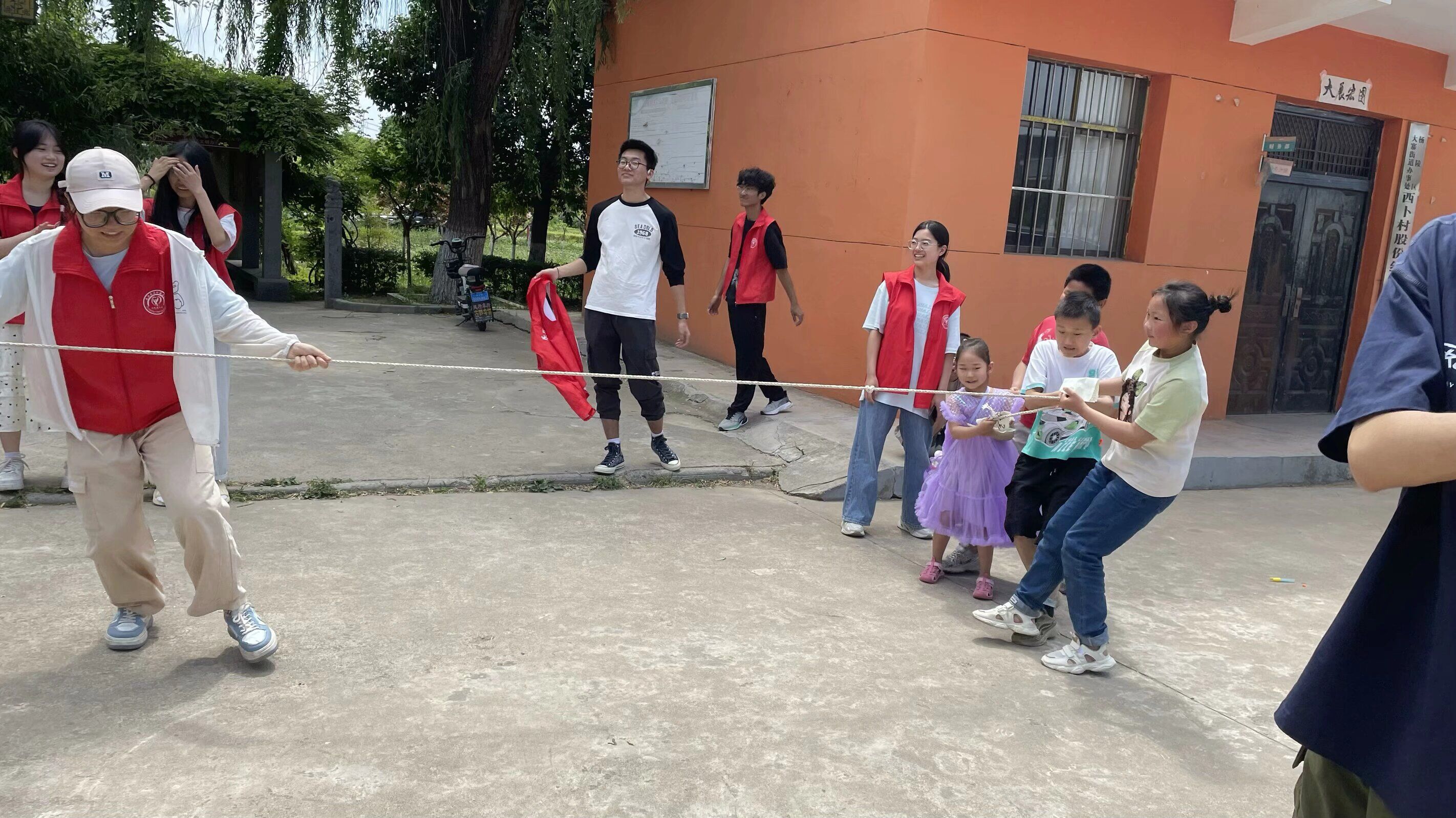 活动照片2.jpg